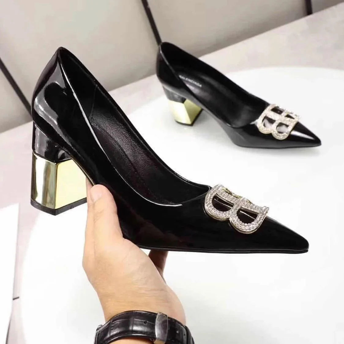 Balenciaga Women鈥檚 Knife Pump Heels