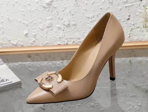 Balenciaga Women鈥檚 Knife Pump Heels