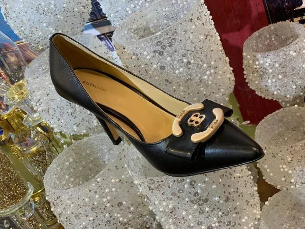 Balenciaga Women鈥檚 Knife Pump Heels