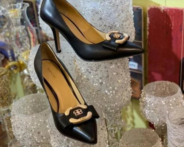 Balenciaga Women鈥檚 Knife Pump Heels