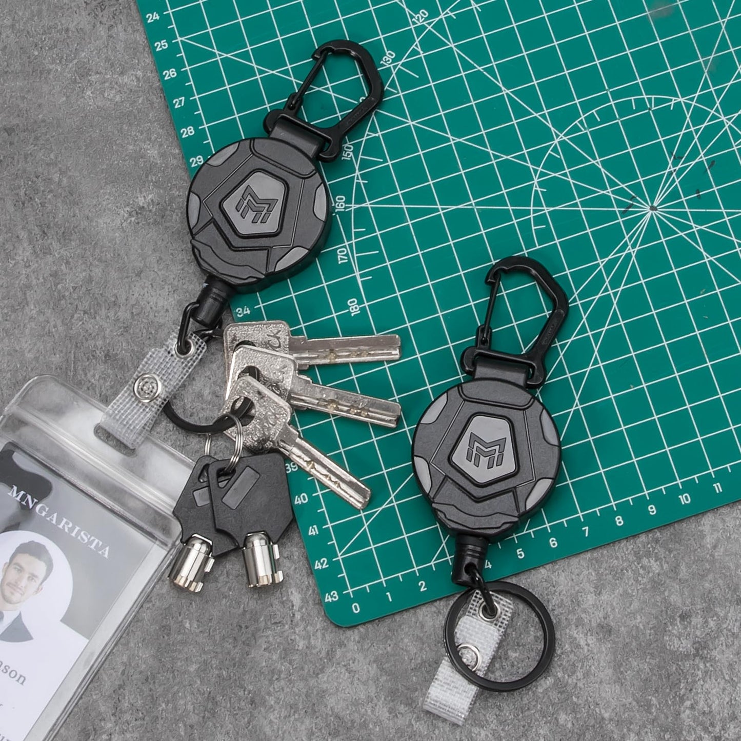 MNGARISTA 2-Pack Retractable Keychain, Heavy Duty Carabiner Badge Holder, Tactical ID Badge Reel Key Chain with 31.5” Steel Retractable Cord, 8.0 oz