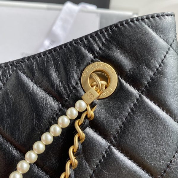 Chanel Leather Shoulder Bag 鈥� Shopping Tote Bag