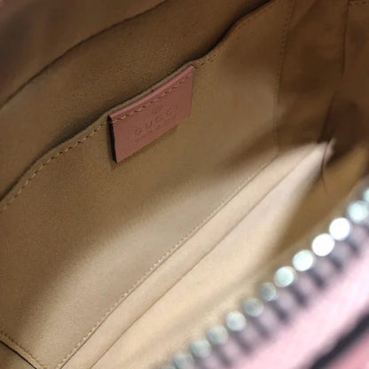 Gucci GG Marmont Matelass茅 Crossbody Bag