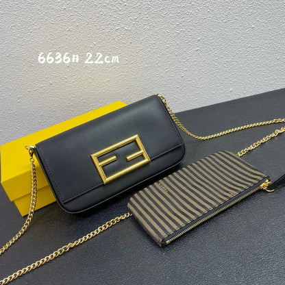 Fendi Wallet on Chain with Pouches Bags