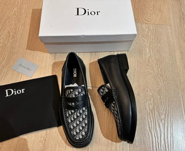 CHERISTIAN DIOR GRANVILLE LOAFER