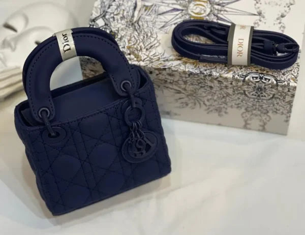 Tui Lady Dior Ultra Matte Medium Bag