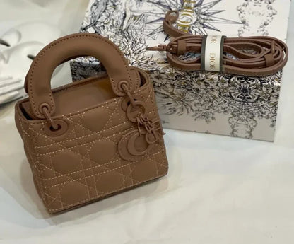 Tui Lady Dior Ultra Matte Medium Bag