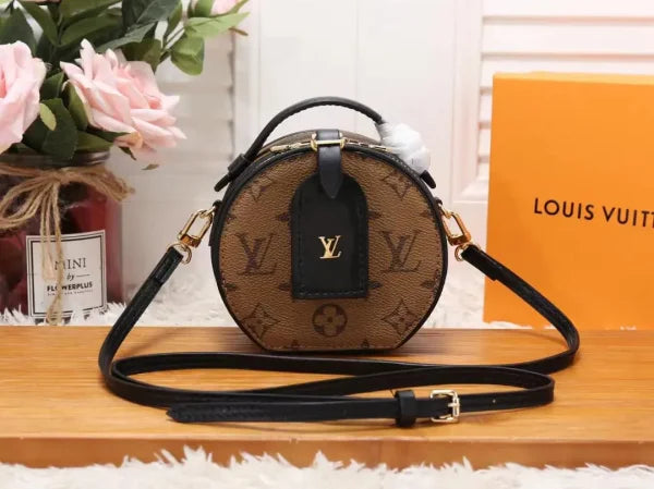 Louis Vuitton Leather Mini Round Lady Shoulder Bag