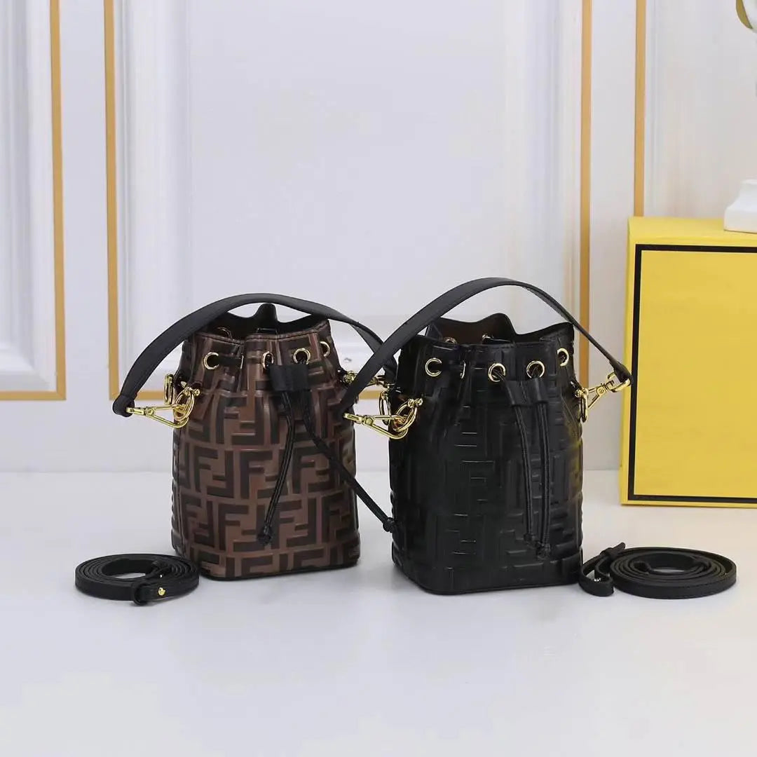 Fendi Women鈥檚 Black Mini Mon Tresor Bag