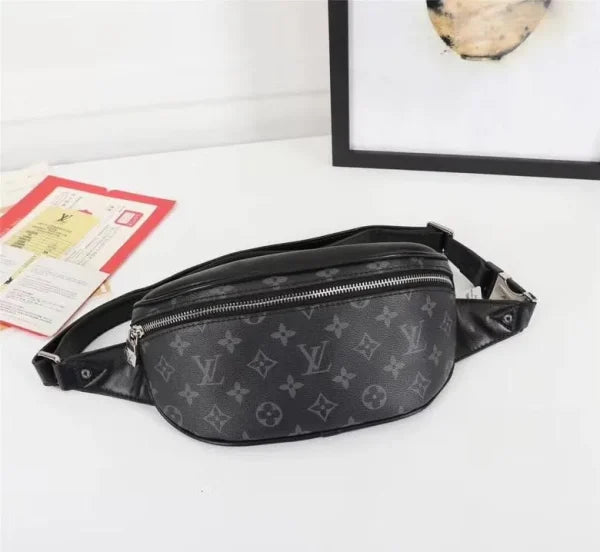 Louis Vuitton Discovery Monogram Eclipse Bumbag