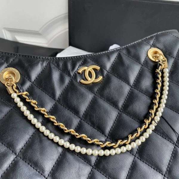 Chanel Leather Shoulder Bag 鈥� Shopping Tote Bag