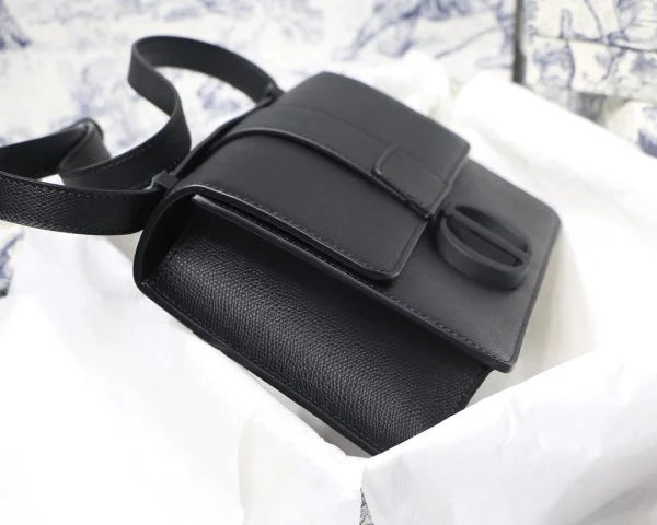 Christian Dior 30 Montaigne Bag For Women