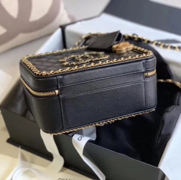 Chanel Filigree Vanity Case Quilted Caviar Gold 鈥� Black