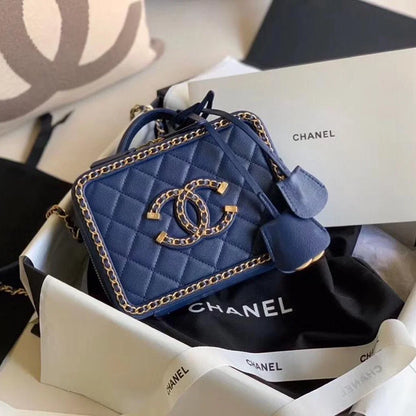 Chanel Filigree Vanity Case Quilted Caviar Gold 鈥� Blue