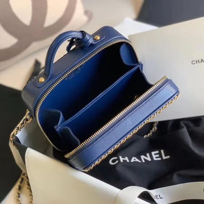 Chanel Filigree Vanity Case Quilted Caviar Gold 鈥� Blue
