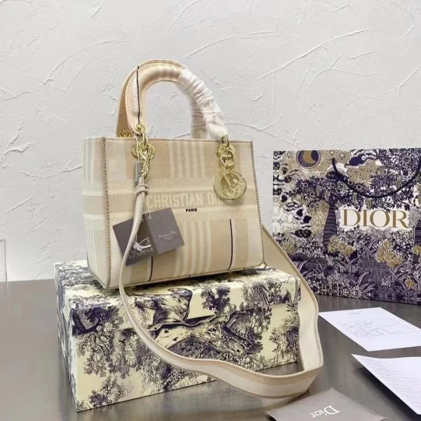 Dior Medium Lady D-Lite Bag